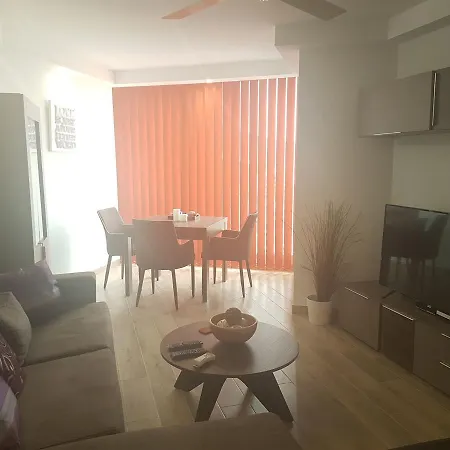 Torres De Yomely Apartment *